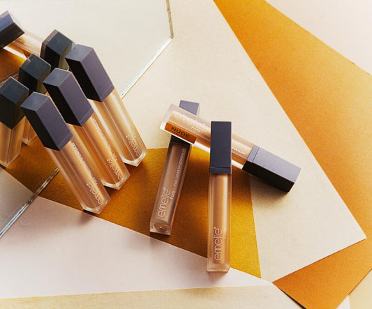 Emelie Full Cover Tip Concealer
