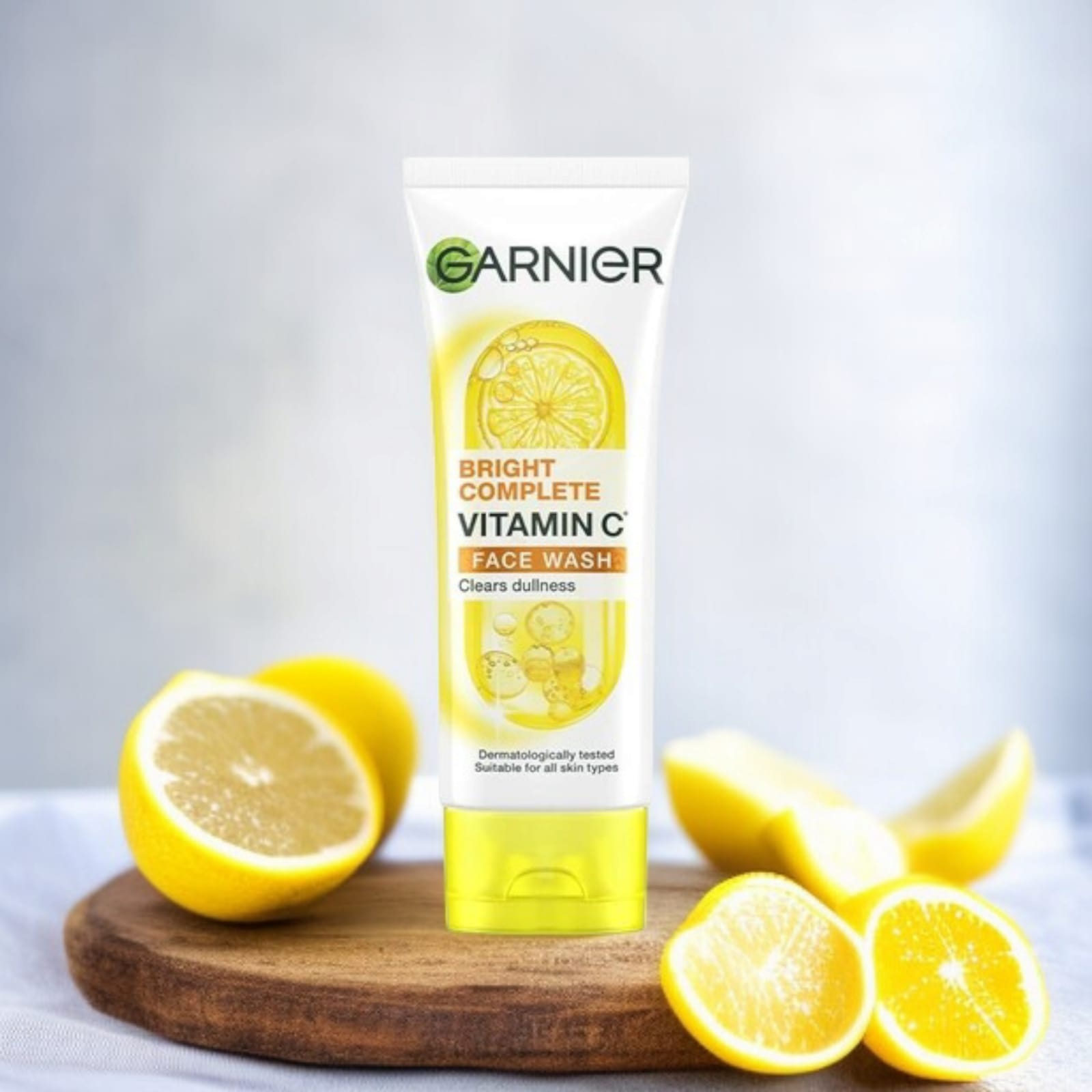 Garnier Bright Complete Vitamin C Face Wash 100 ML