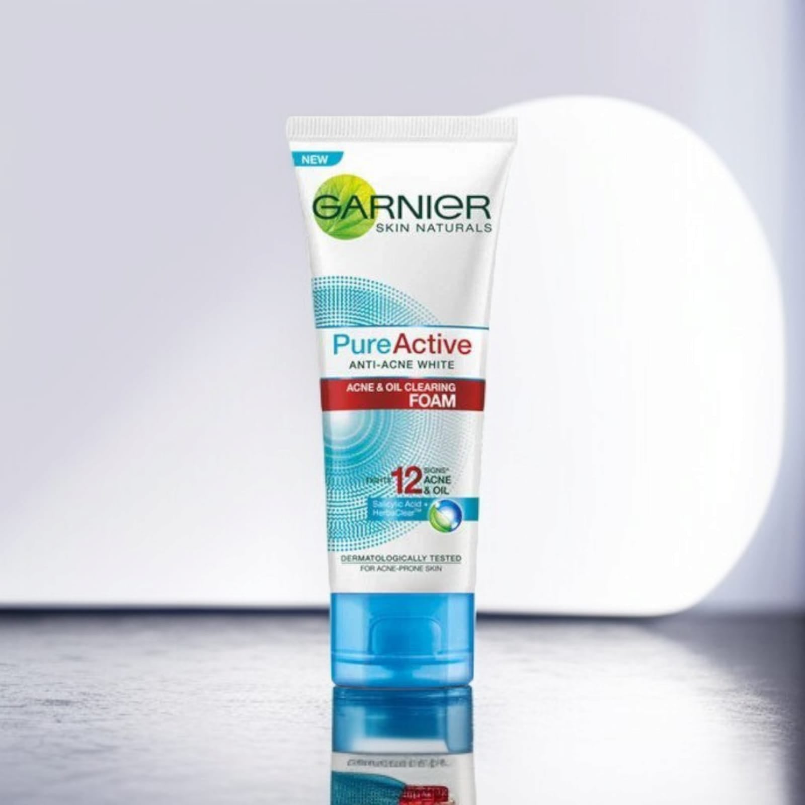 Garnier Skin Natural Pure Active White Acne & Oil Clearing Foam 100Ml